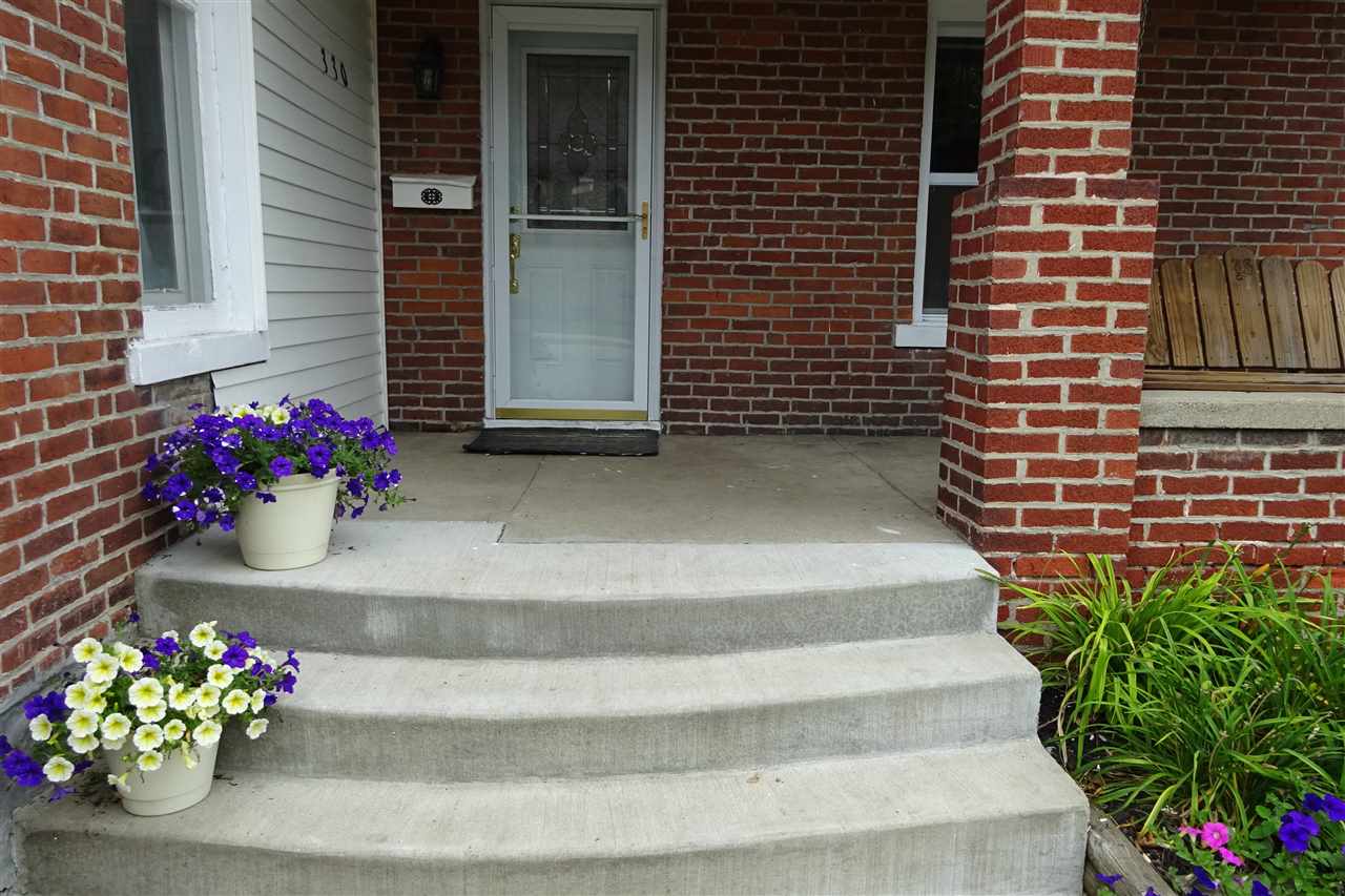 330 Jefferson Street Rochester, IN 46975 - Photo 4 of 30