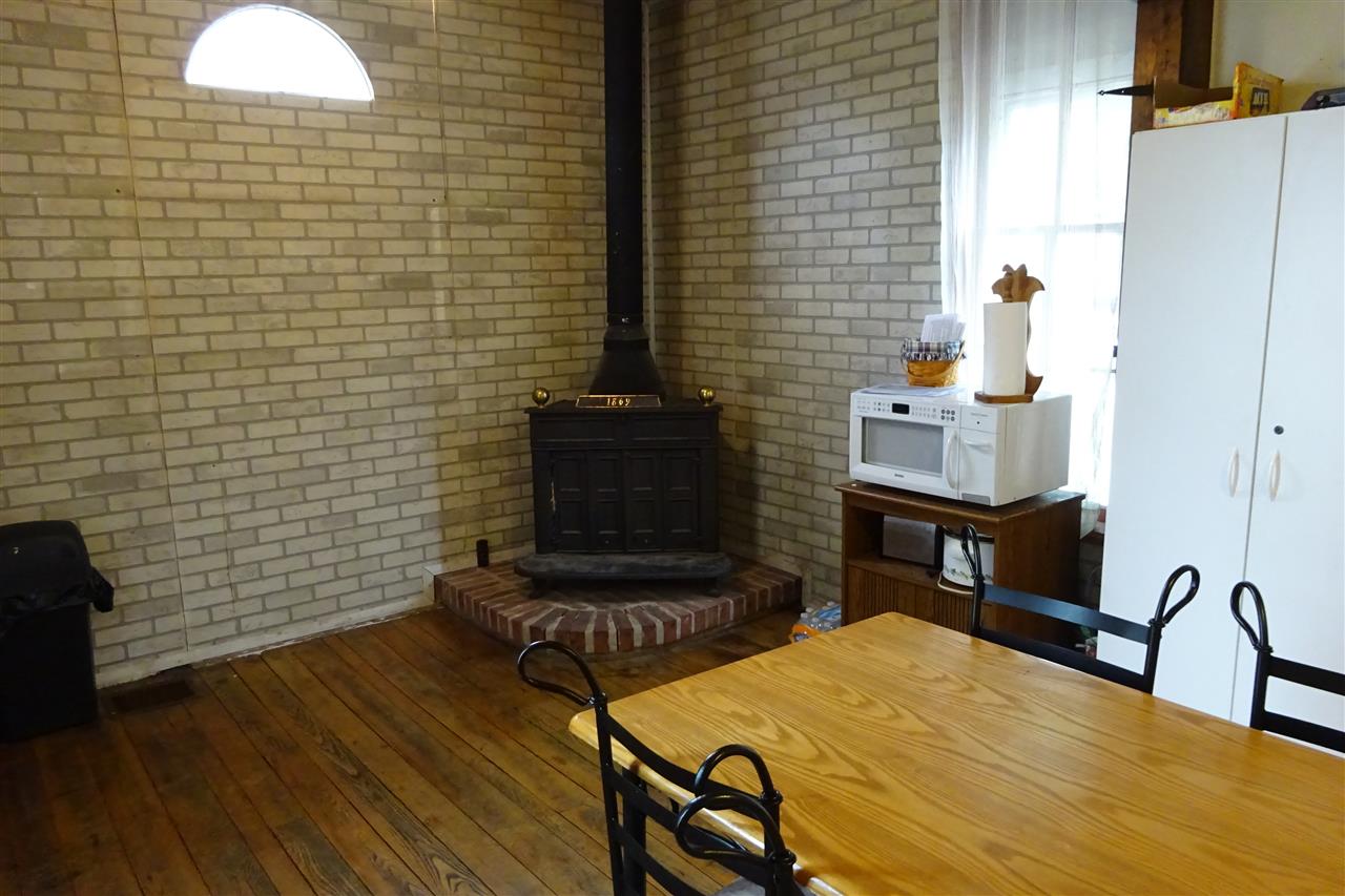 330 Jefferson Street Rochester, IN 46975 - Photo 9 of 30