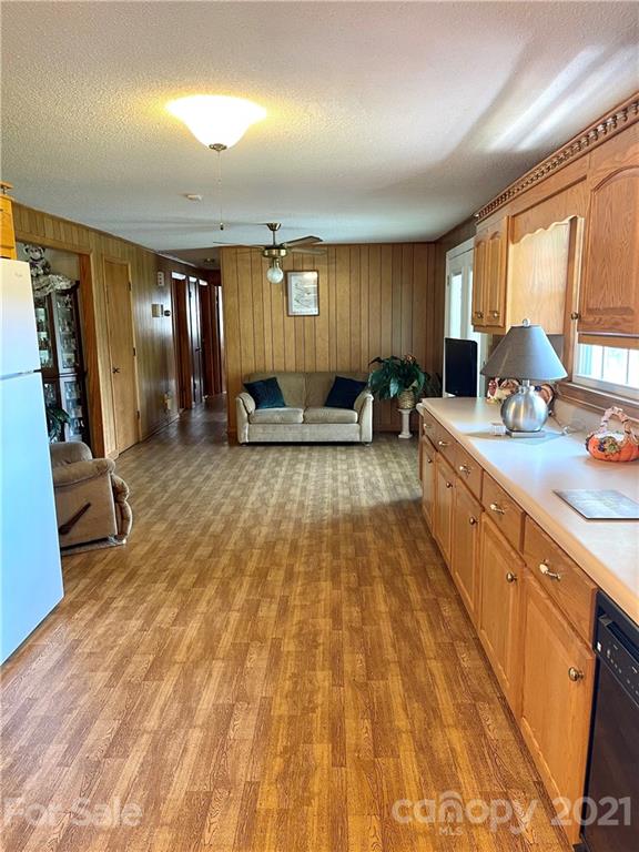 2750 Spencer Road Northeast Conover, NC 28613 - Photo 18 of 43 Gallery Image 18