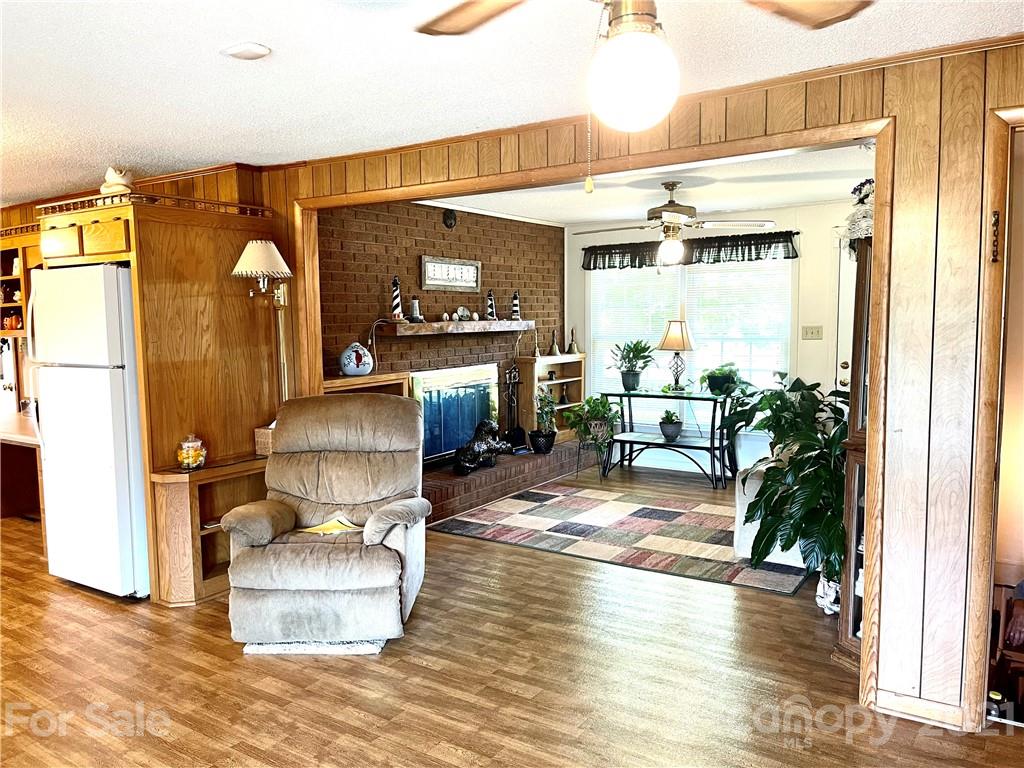 2750 Spencer Road Northeast Conover, NC 28613 - Photo 20 of 43 Gallery Image 20