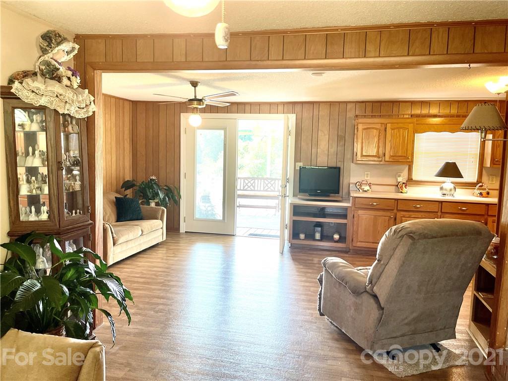 2750 Spencer Road Northeast Conover, NC 28613 - Photo 21 of 43 Gallery Image 21