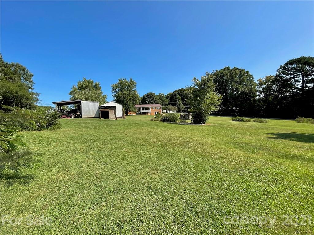 2750 Spencer Road Northeast Conover, NC 28613 - Photo 35 of 43 Gallery Image 35