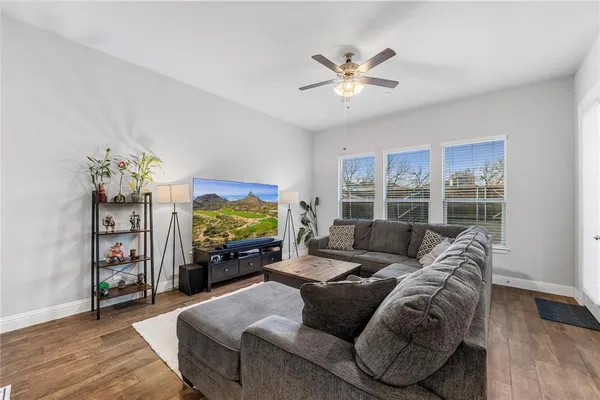 $2,799 | 620 Hutchinson Lane, Lewisville, TX 75077