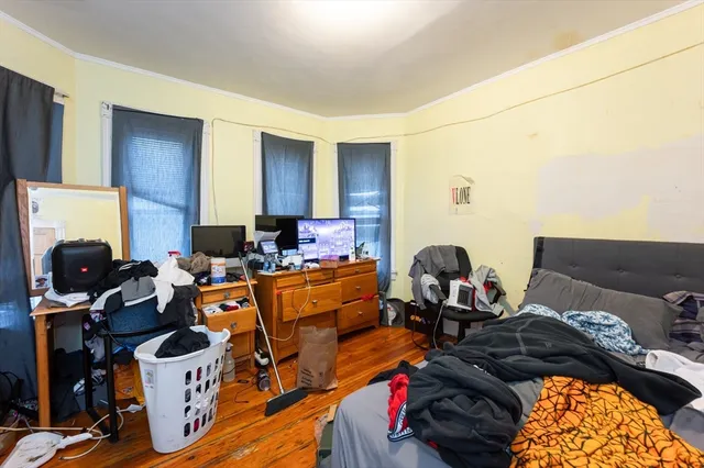 $424,900 | 94 D Street, Lowell, MA 01851