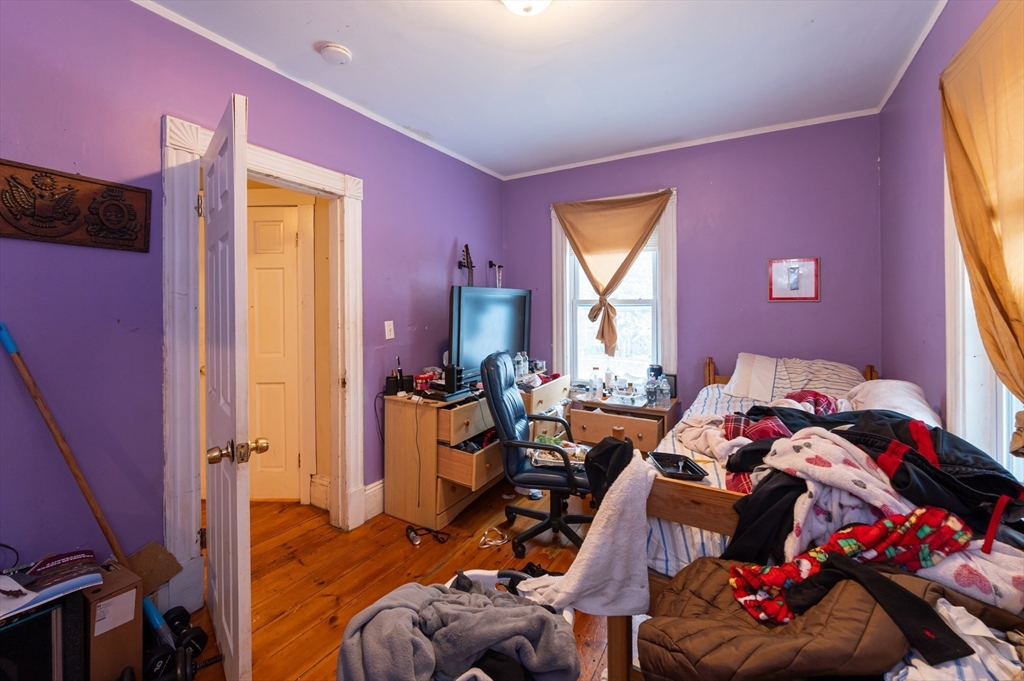 94 D Street Lowell, MA 01851 - Photo 19 of 31