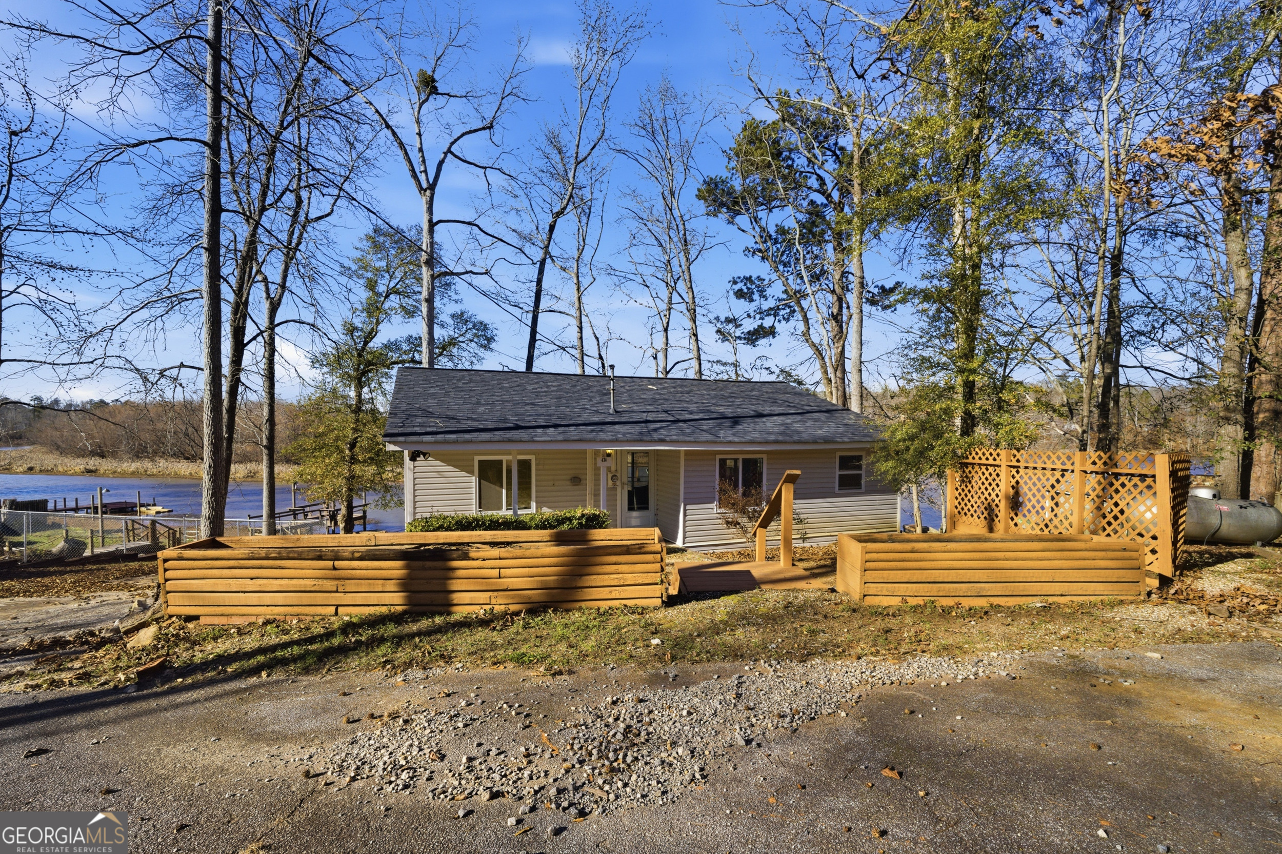 424 Henry Higgins Road Jackson, GA 30233 - Photo 36 of 39