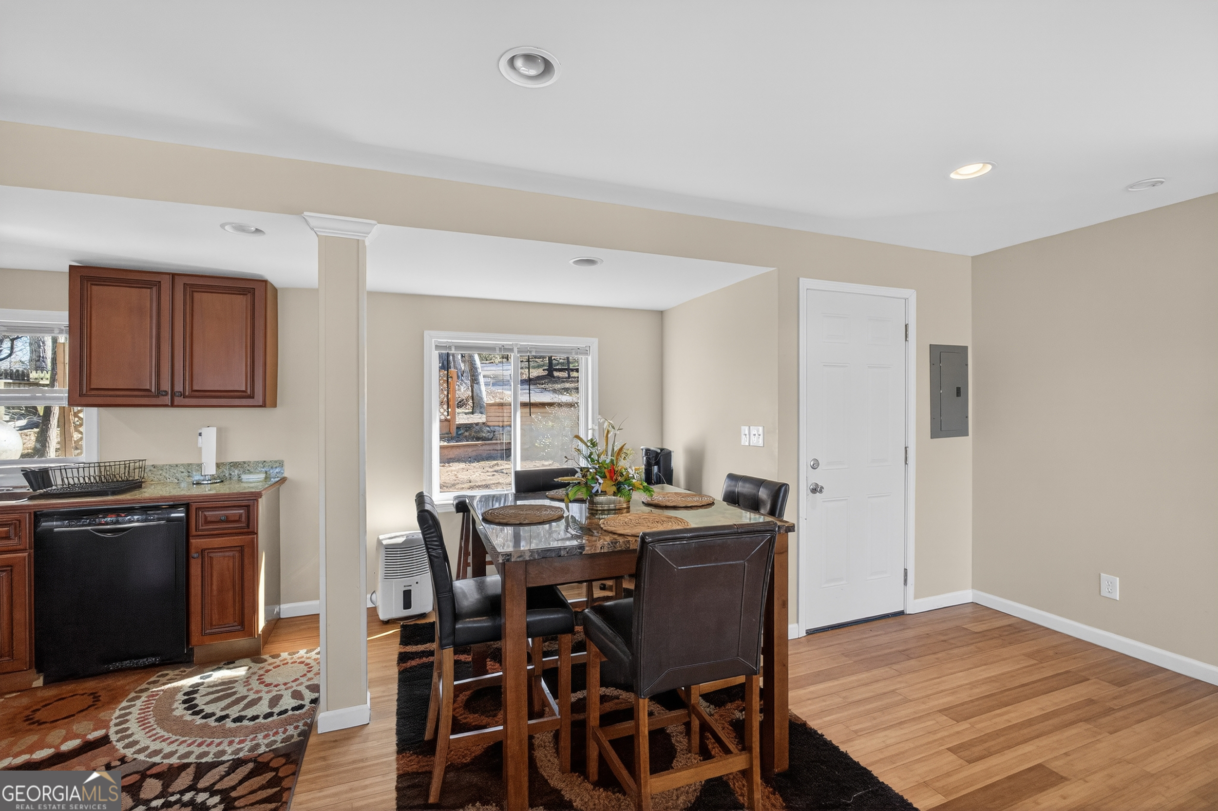 424 Henry Higgins Road Jackson, GA 30233 - Photo 6 of 39