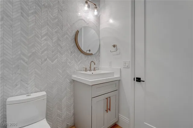 $12,000 | 756 Bruce Moorland Street, Las Vegas, NV 89138