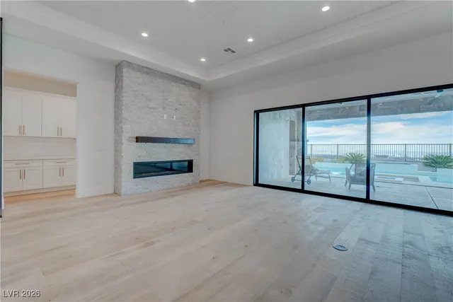 $12,000 | 756 Bruce Moorland Street, Las Vegas, NV 89138