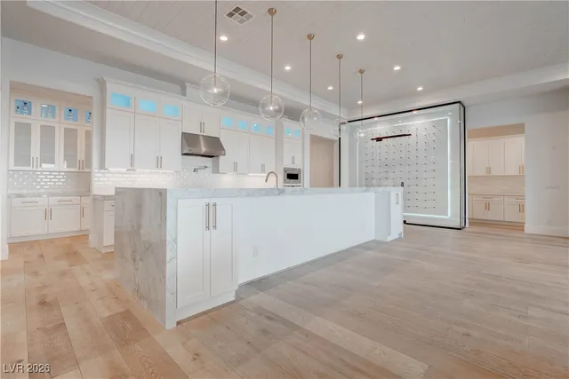 $12,000 | 756 Bruce Moorland Street, Las Vegas, NV 89138