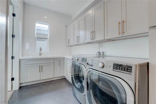 $12,000 | 756 Bruce Moorland Street, Las Vegas, NV 89138