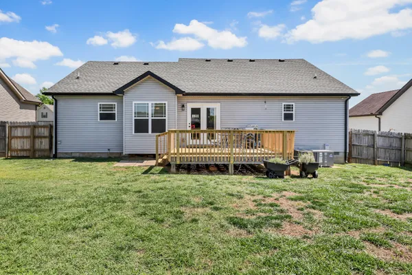 $299,850 | 584 Tracy Lane, Clarksville, TN 37040