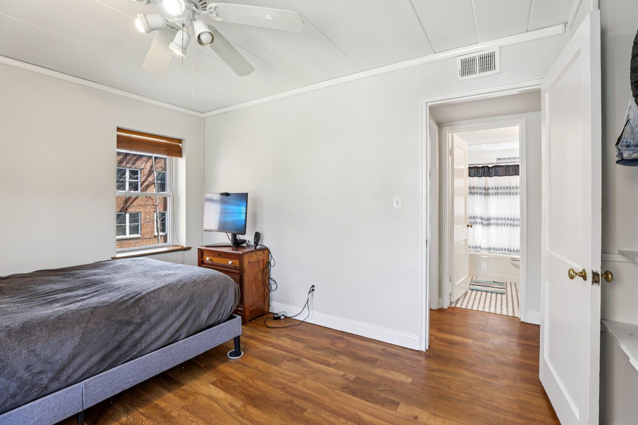 35 Sherman Terrace, Unit 3 Madison, WI 53704 - Photo 13 of 20