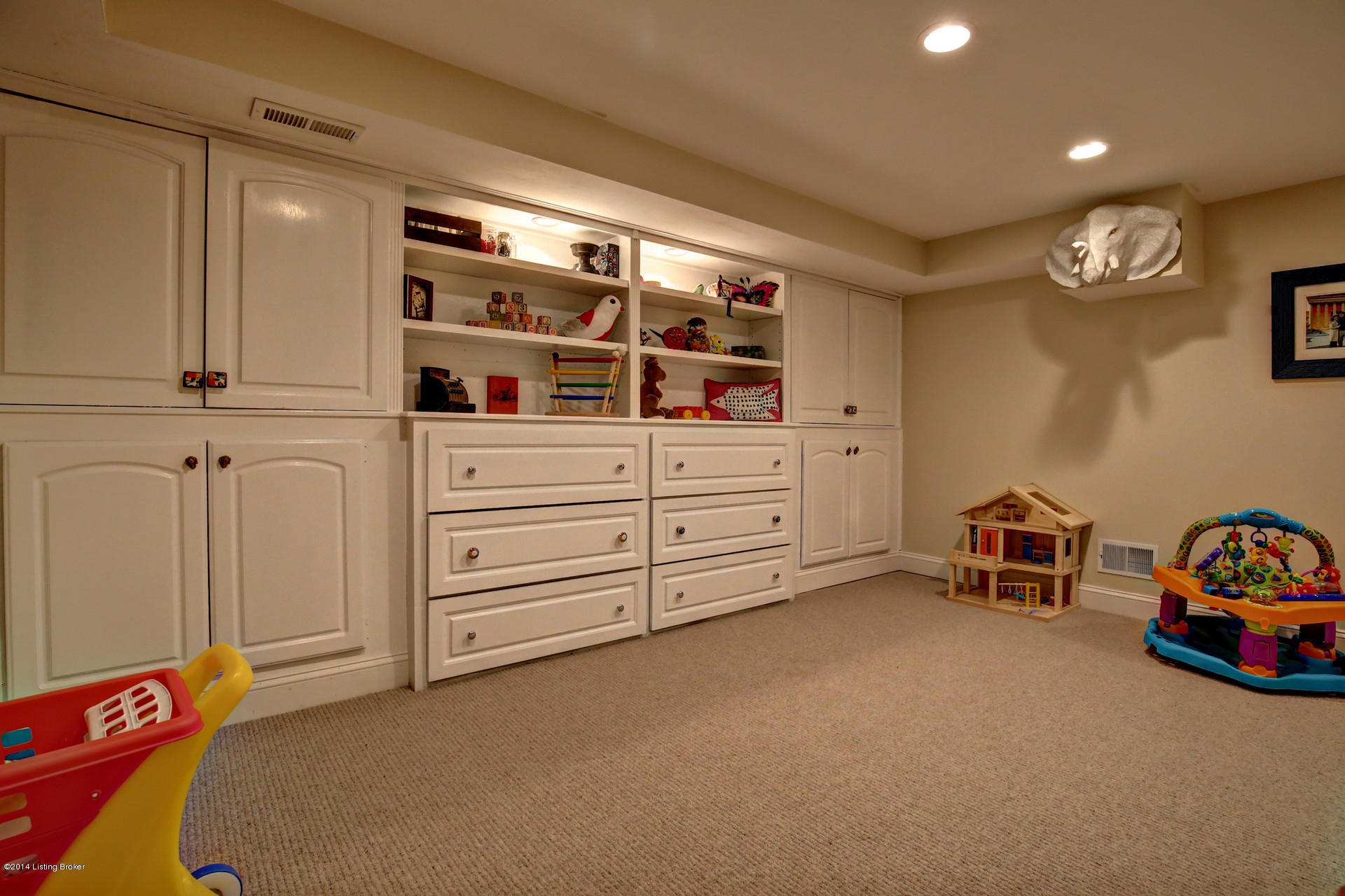 319 Mockingbird Hill Road Louisville, KY 40207 - Photo 36 of 38 IMG_3893