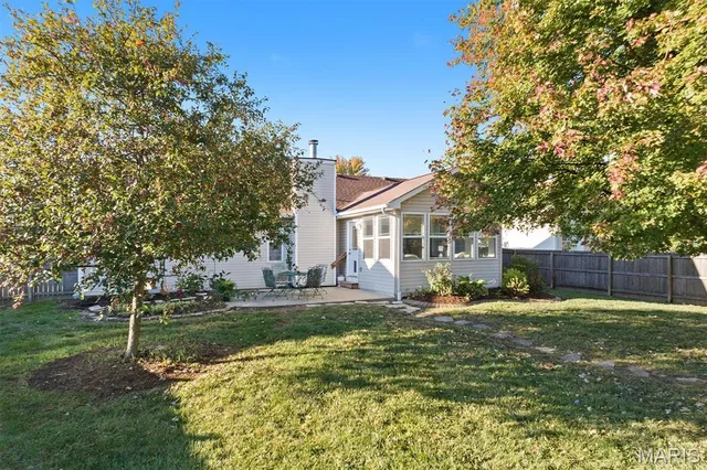 $325,000 | 326 Dewitt Court, O'Fallon, IL 62269