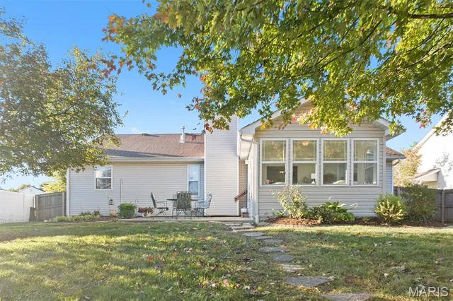 $325,000 | 326 Dewitt Court, O'Fallon, IL 62269