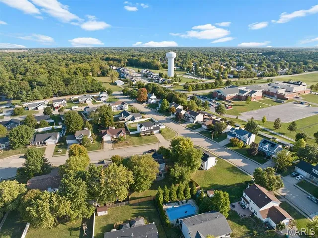 $325,000 | 326 Dewitt Court, O'Fallon, IL 62269