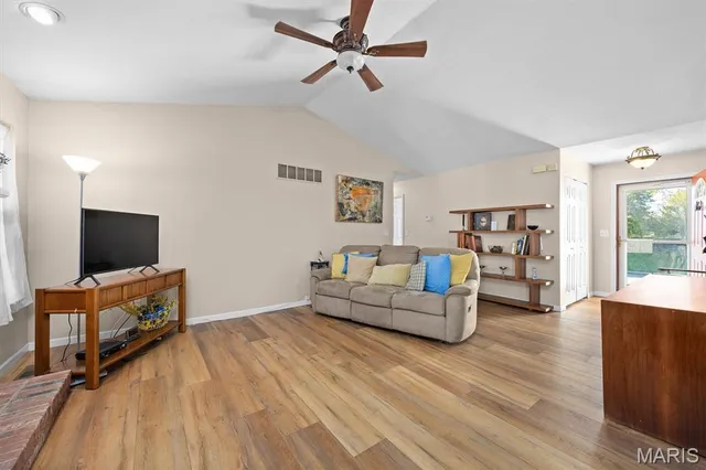 $325,000 | 326 Dewitt Court, O'Fallon, IL 62269