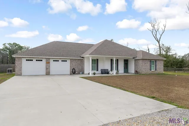 $371,000 | 13688 Alvin Sibley Road, Walker, LA 70785