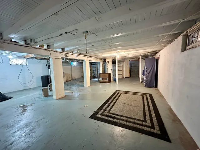 $69,000 | 1423 South C Street, Arkansas City, KS 67005