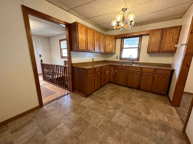 $69,000 | 1423 South C Street, Arkansas City, KS 67005