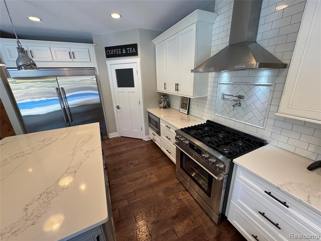 11029 Ridge View Trail Fenton, MI 48430 - Photo 7 of 46