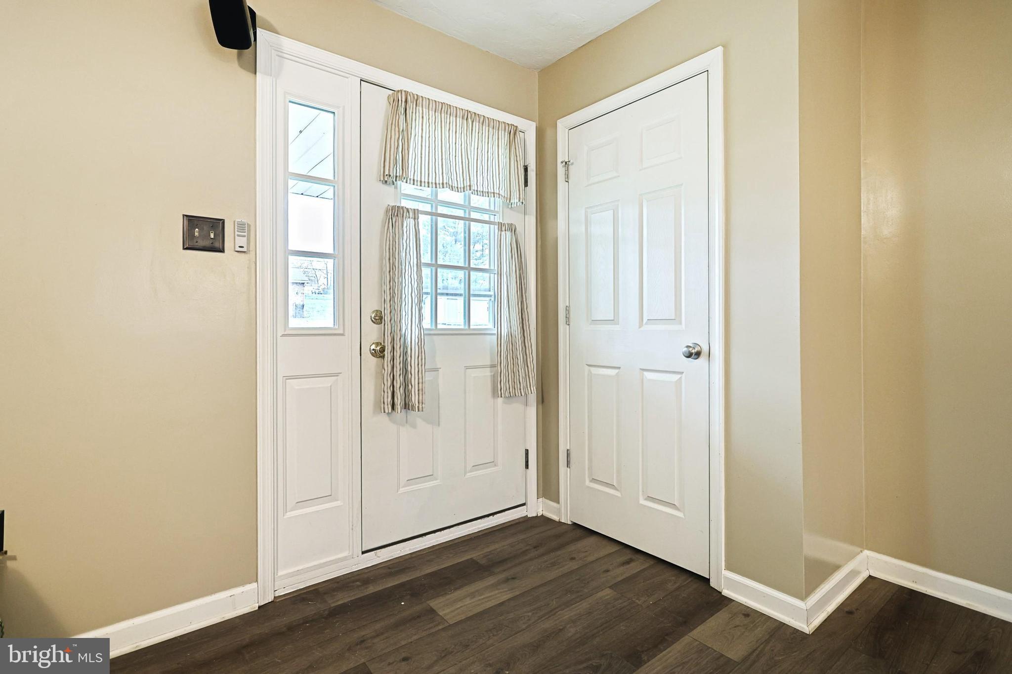 1205 Homewood Road York, PA 17402 - Photo 13 of 33 Gallery Image 13