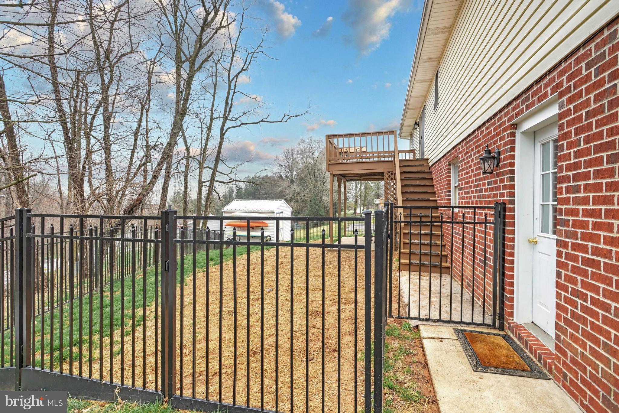 1205 Homewood Road York, PA 17402 - Photo 4 of 33 Gallery Image 4