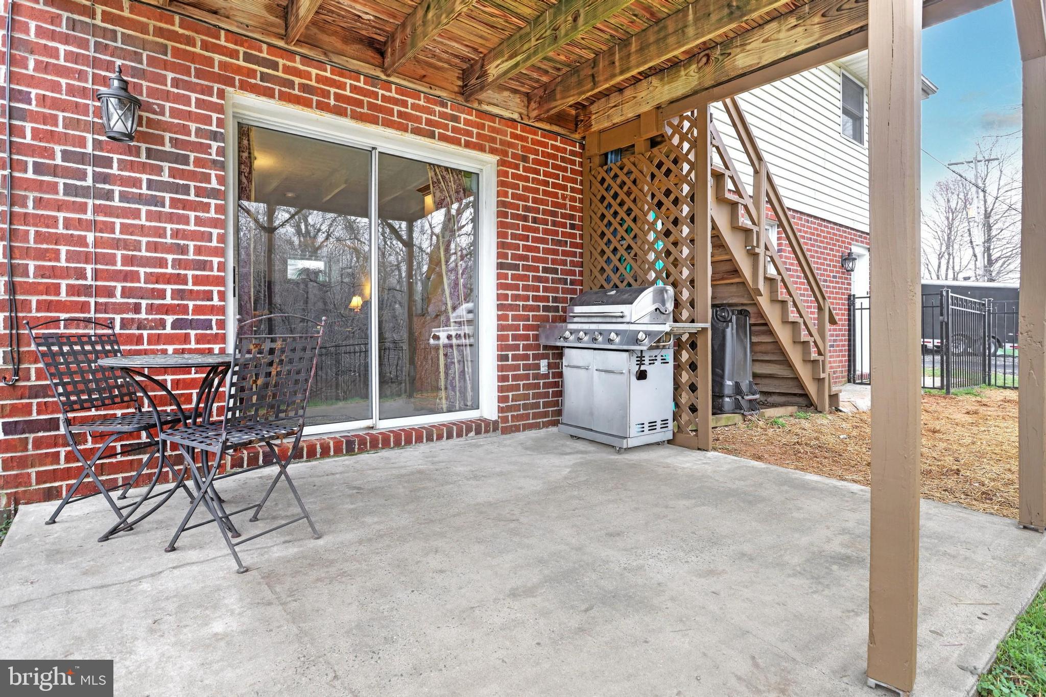 1205 Homewood Road York, PA 17402 - Photo 5 of 33 Gallery Image 5