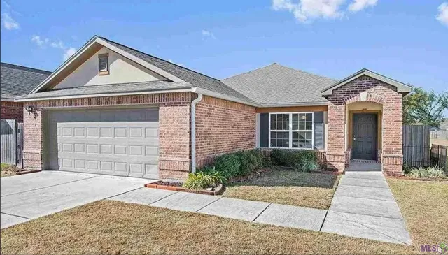 $2,000 | 532 Glenway Drive, Baton Rouge, LA 70815