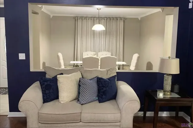 $2,000 | 532 Glenway Drive, Baton Rouge, LA 70815