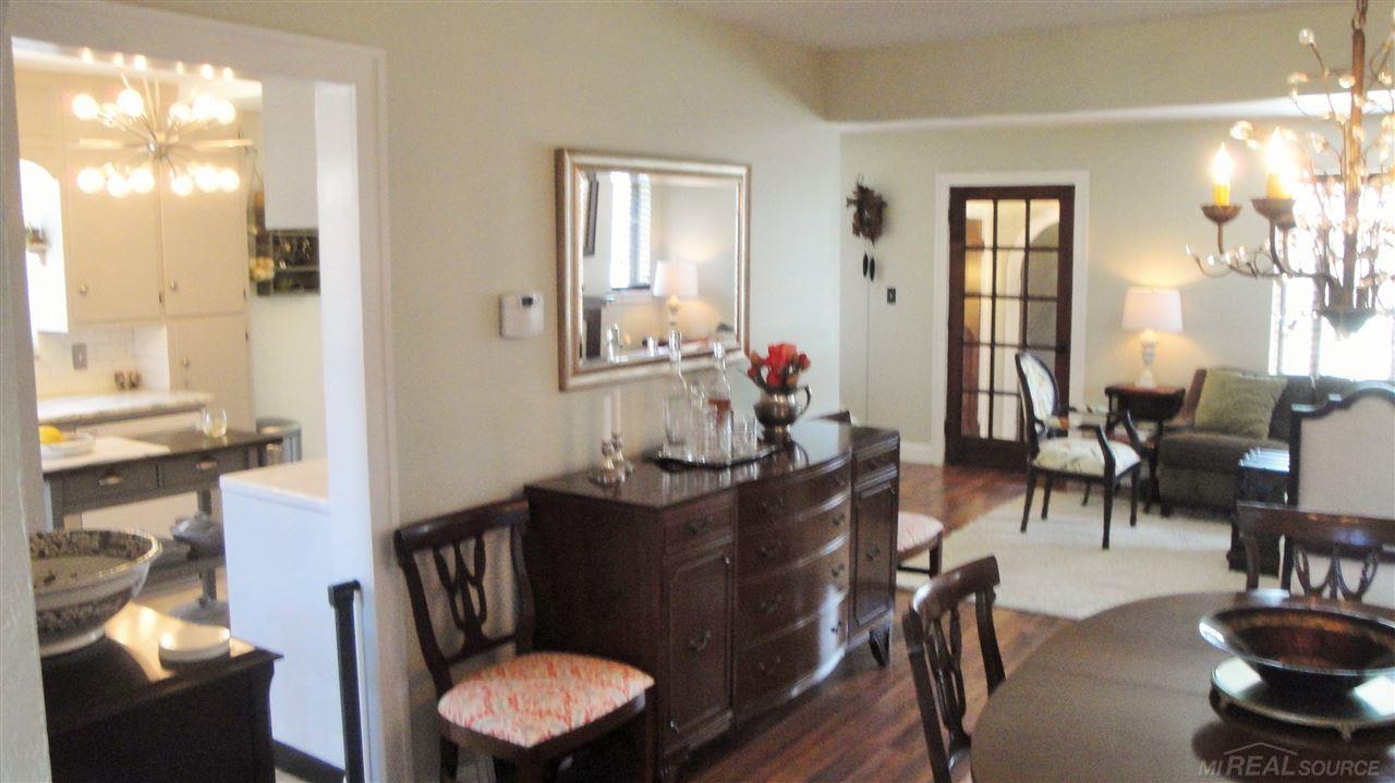 5760 Yorkshire Road Detroit, MI 48224 - Photo 13 of 35 31317697-13.JPG