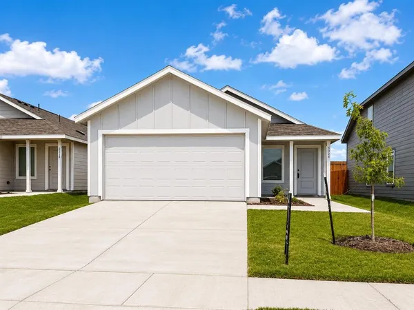 $1,675 | 5326 Cinnamon Lane, Princeton, TX 75407