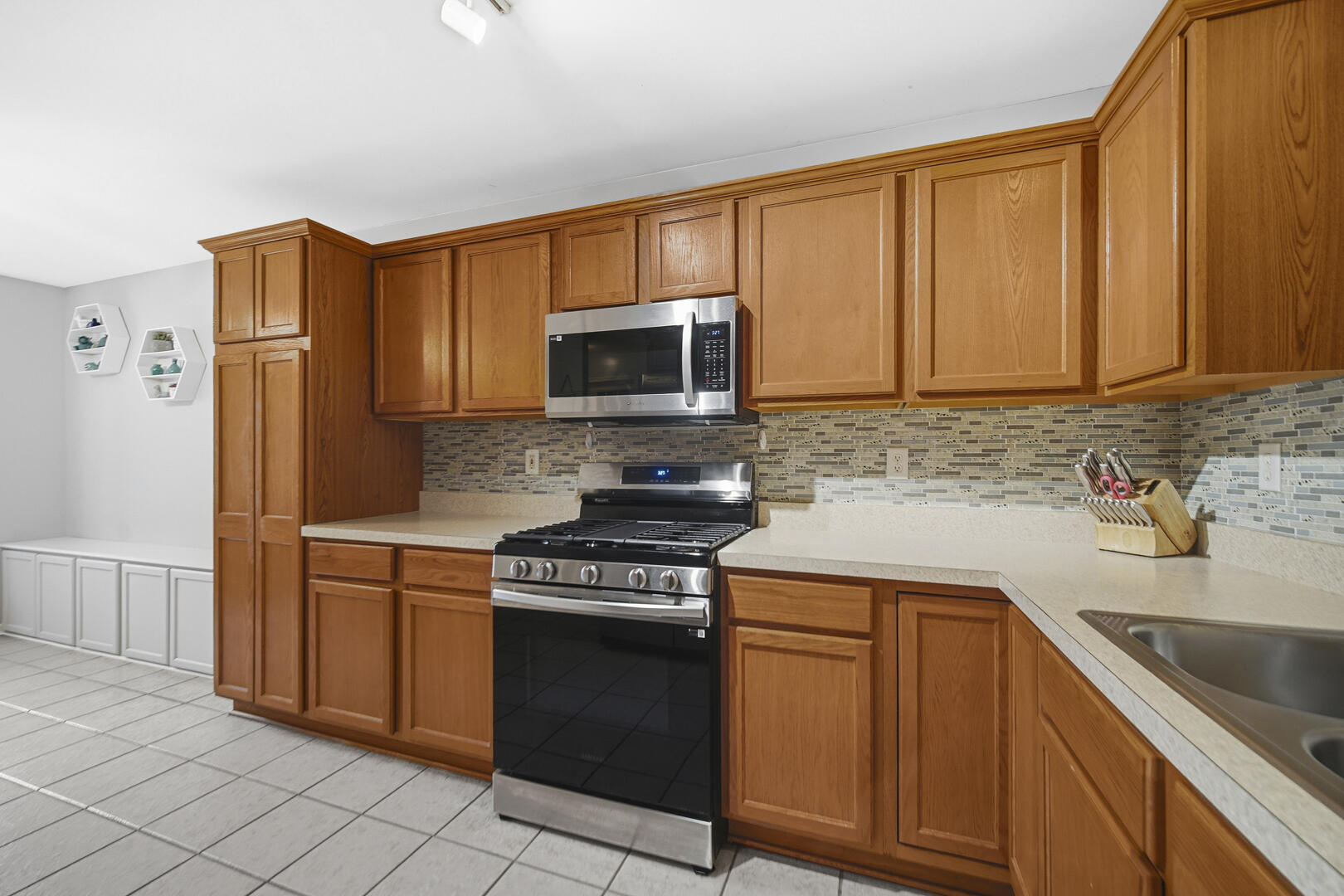 10615 Pike Street Crown Point, IN 46307 - Photo 11 of 22 1620x1080