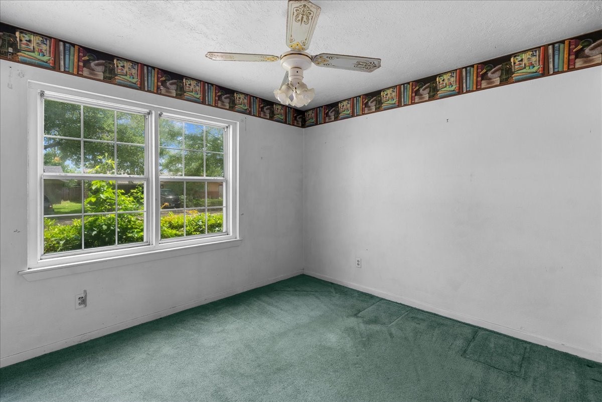 811 Shadowglen Street Channelview, TX 77530 - Photo 15 of 26
