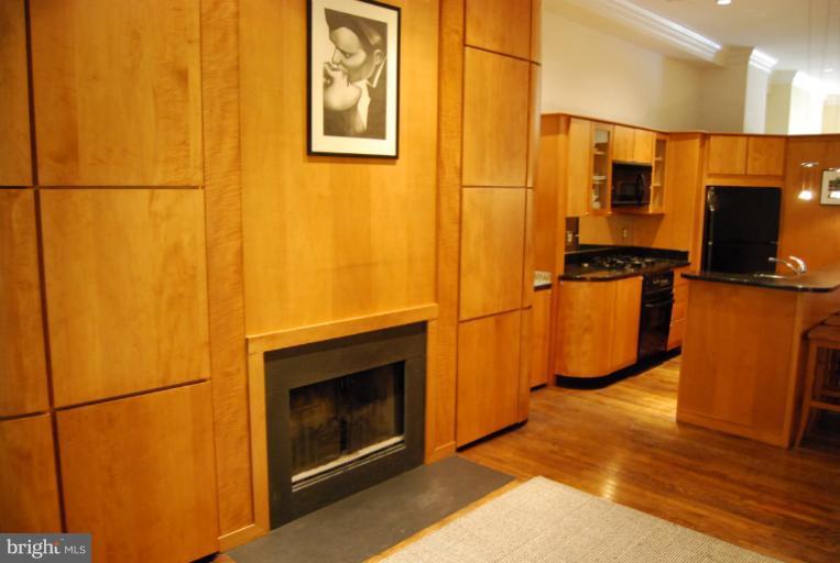 1702 Q Street Northwest, Unit 2 Washington, DC 20009 - Photo 2 of 16 Interior (General)