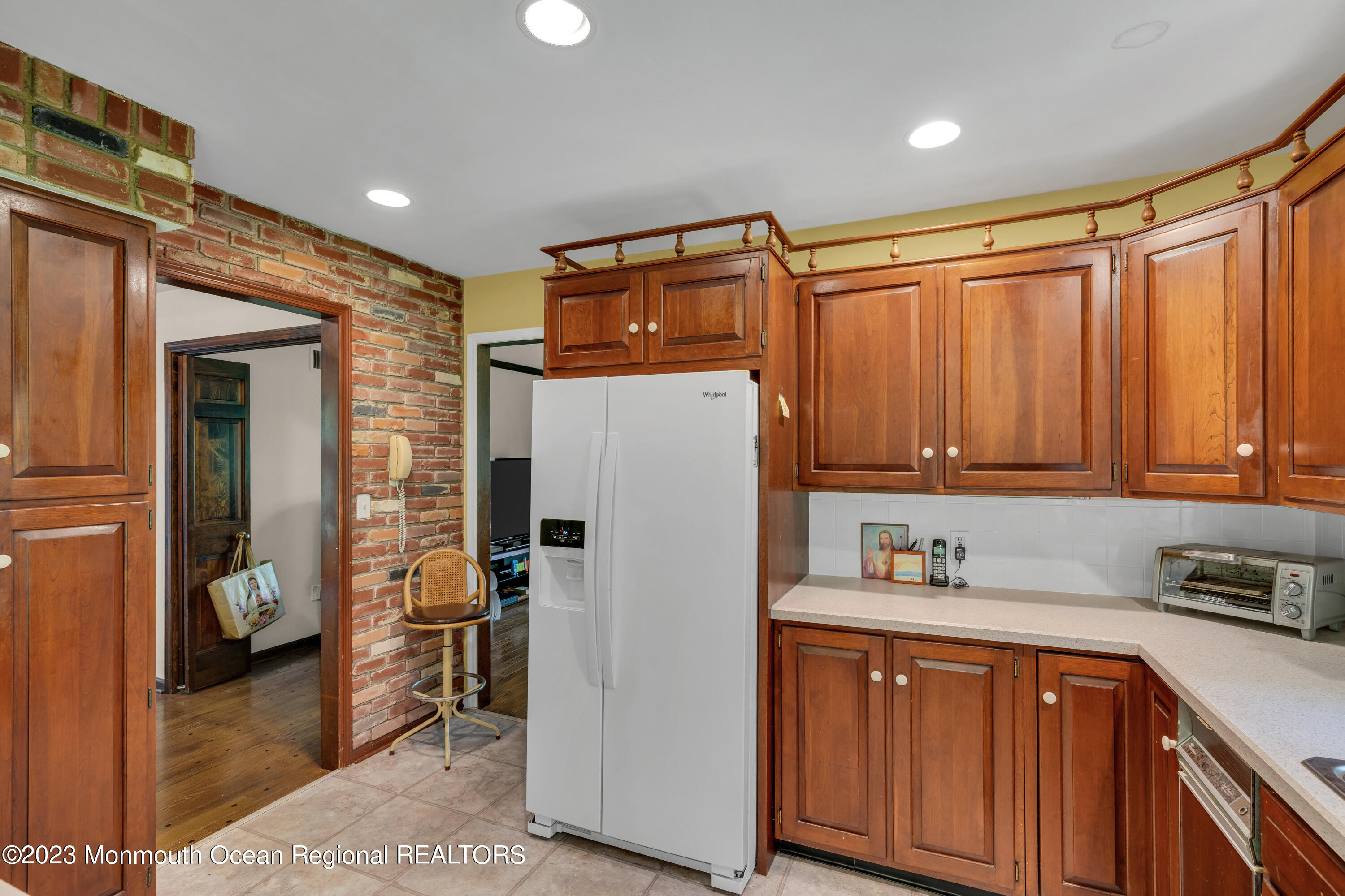 356 Millstone Road Millstone Township, NJ 08510 - Photo 33 of 75 Eat In Kitchen