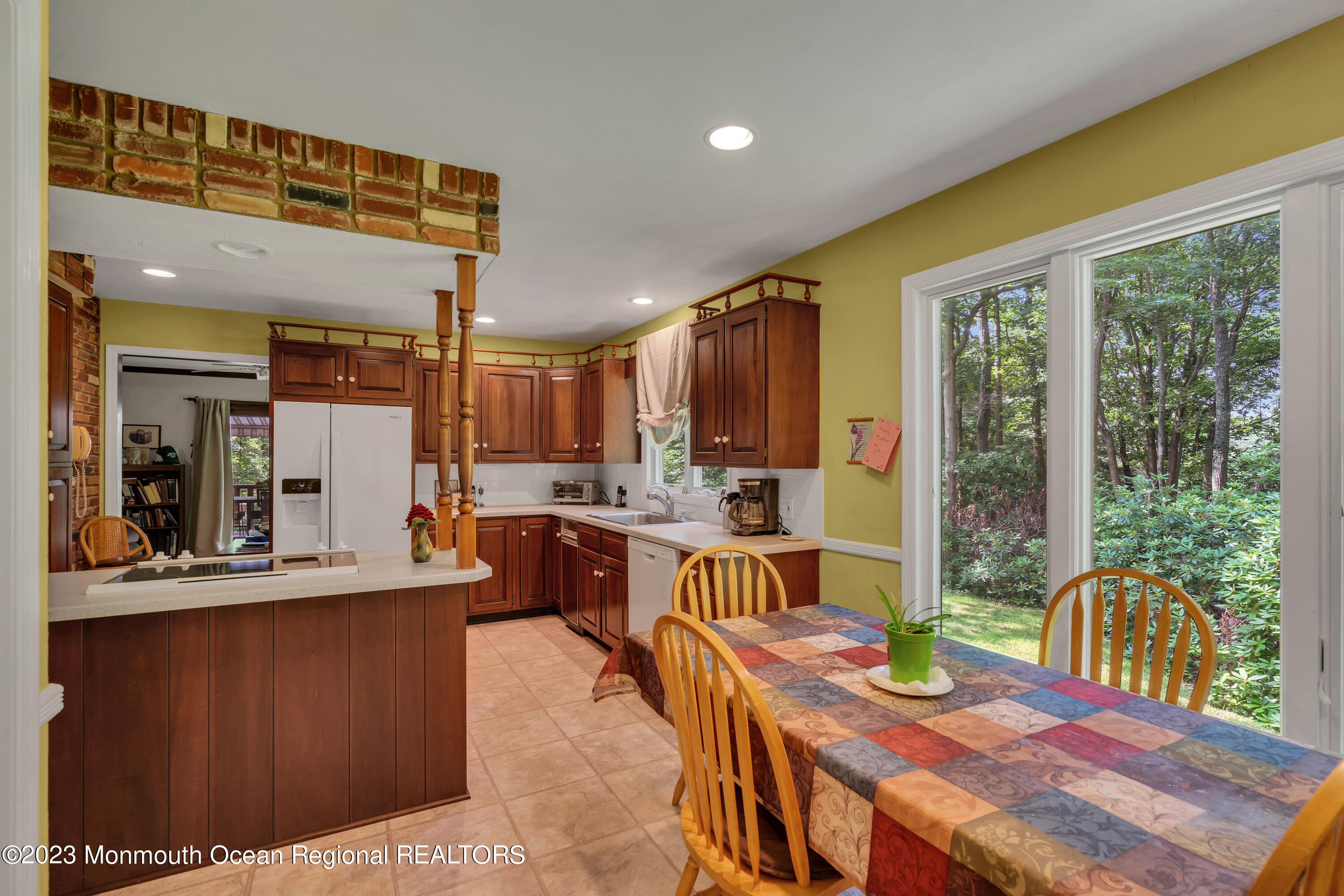 356 Millstone Road Millstone Township, NJ 08510 - Photo 34 of 75 Eat In Kitchen