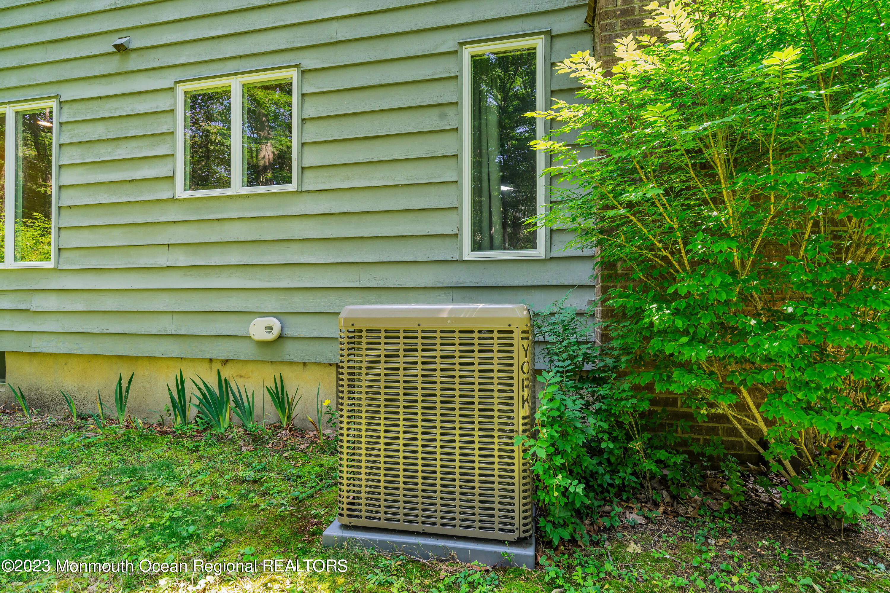 356 Millstone Road Millstone Township, NJ 08510 - Photo 39 of 75 New AC Condensor