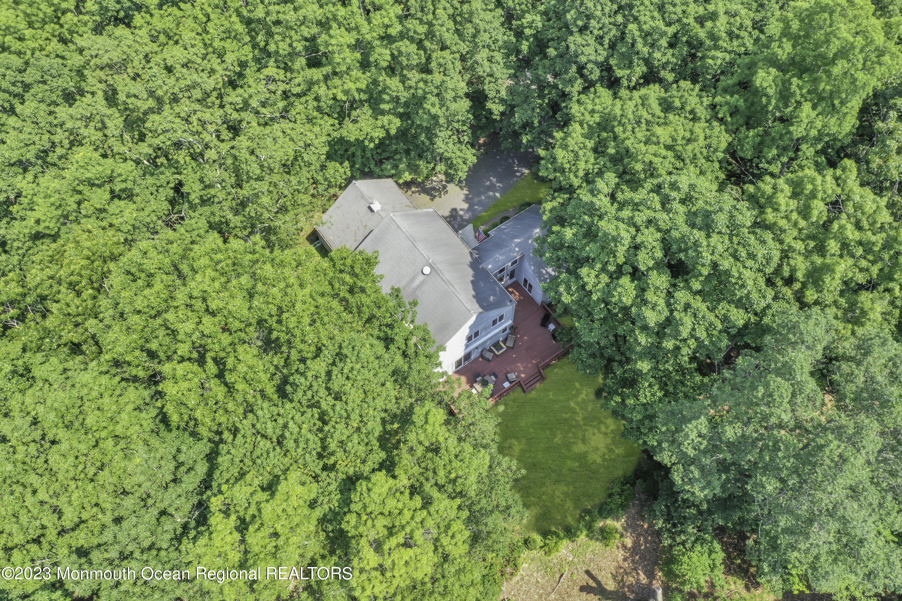 356 Millstone Road Millstone Township, NJ 08510 - Photo 61 of 75 077_dji_0355-1