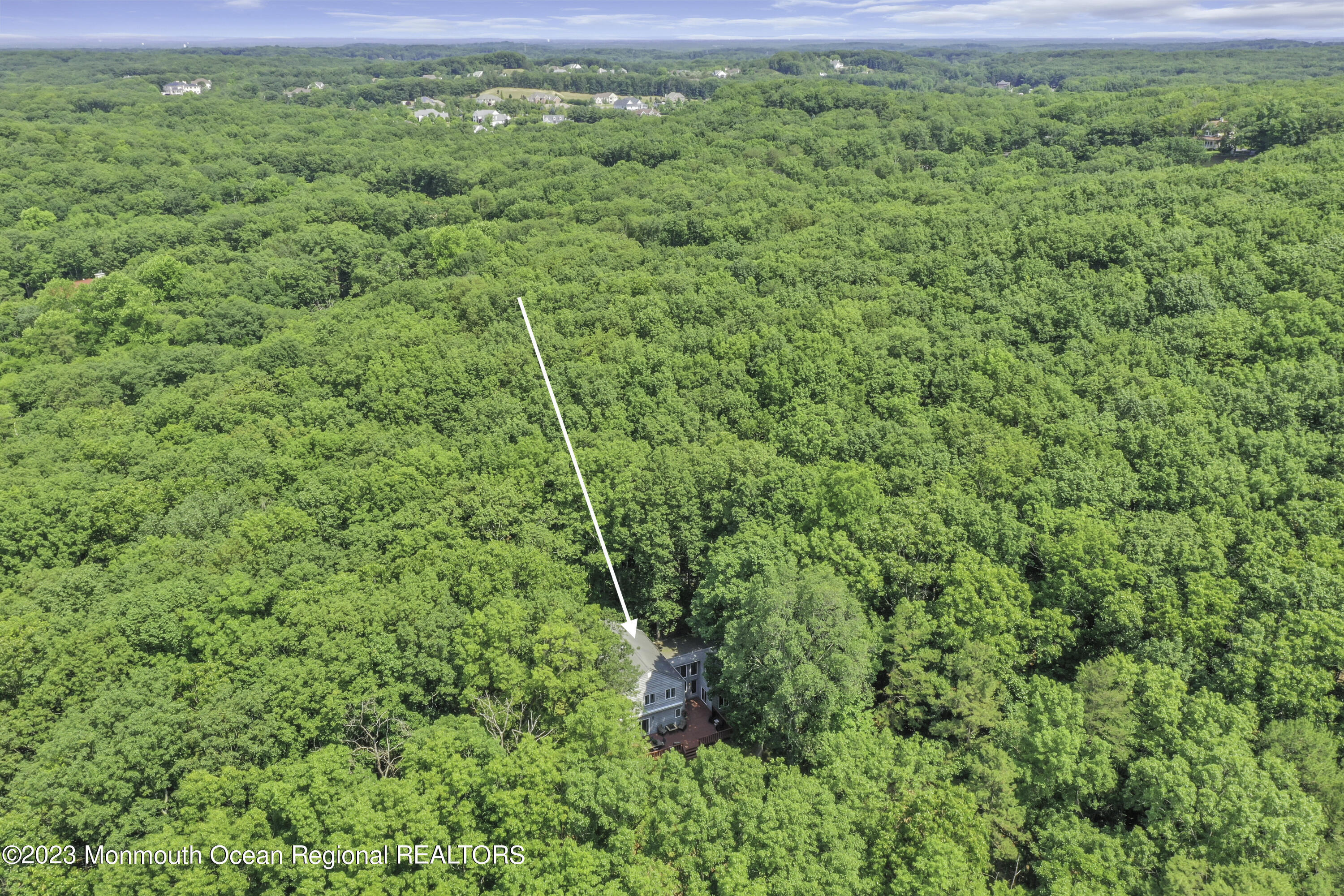 356 Millstone Road Millstone Township, NJ 08510 - Photo 66 of 75 087_dji_0360rw