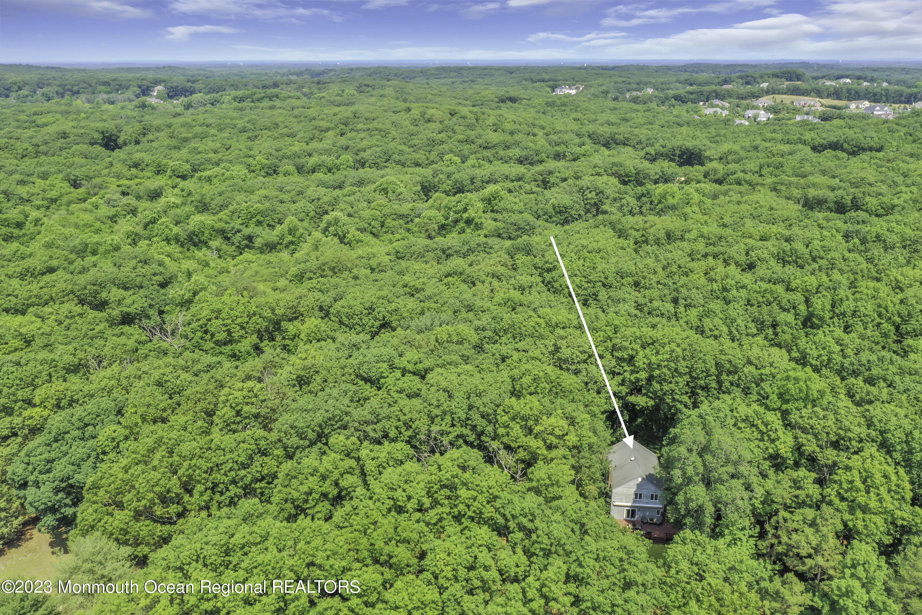 356 Millstone Road Millstone Township, NJ 08510 - Photo 67 of 75 088_dji_0365-1rw