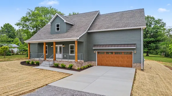 $564,900 | 5045 Hyde Road, Springfield, TN 37172