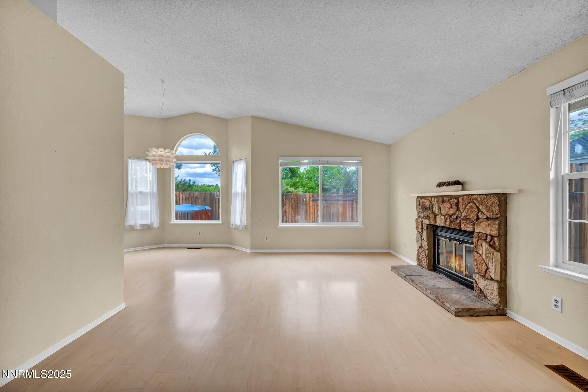 6087 White Water Way Reno, NV 89523 - Photo 12 of 27 35-web-or-mls-6087-white-water-way