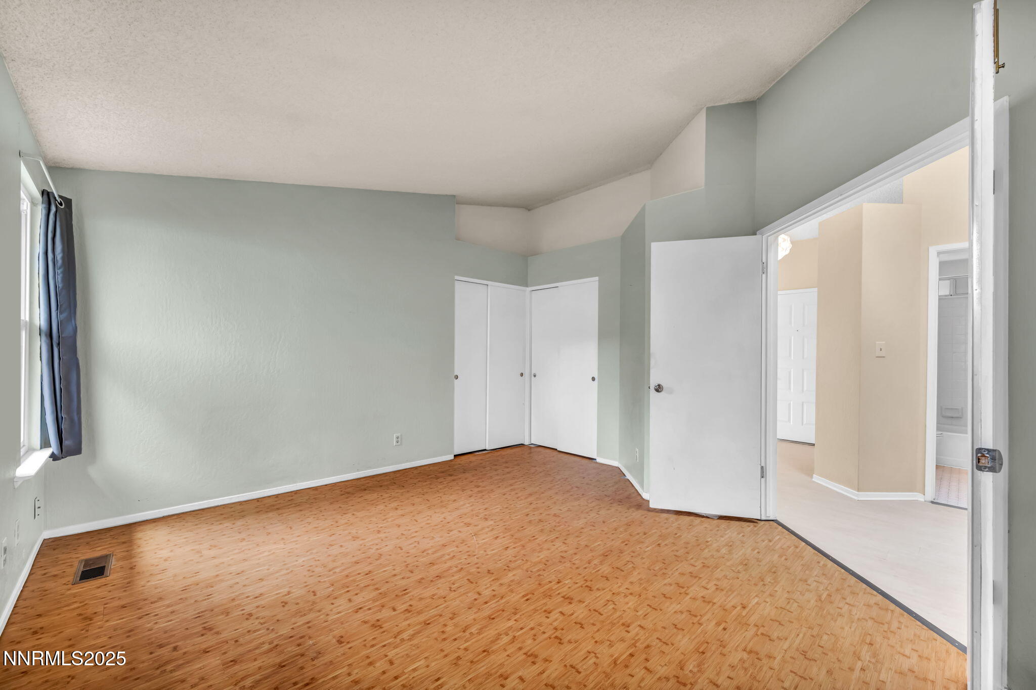 6087 White Water Way Reno, NV 89523 - Photo 17 of 27 16-web-or-mls-6087-white-water-way
