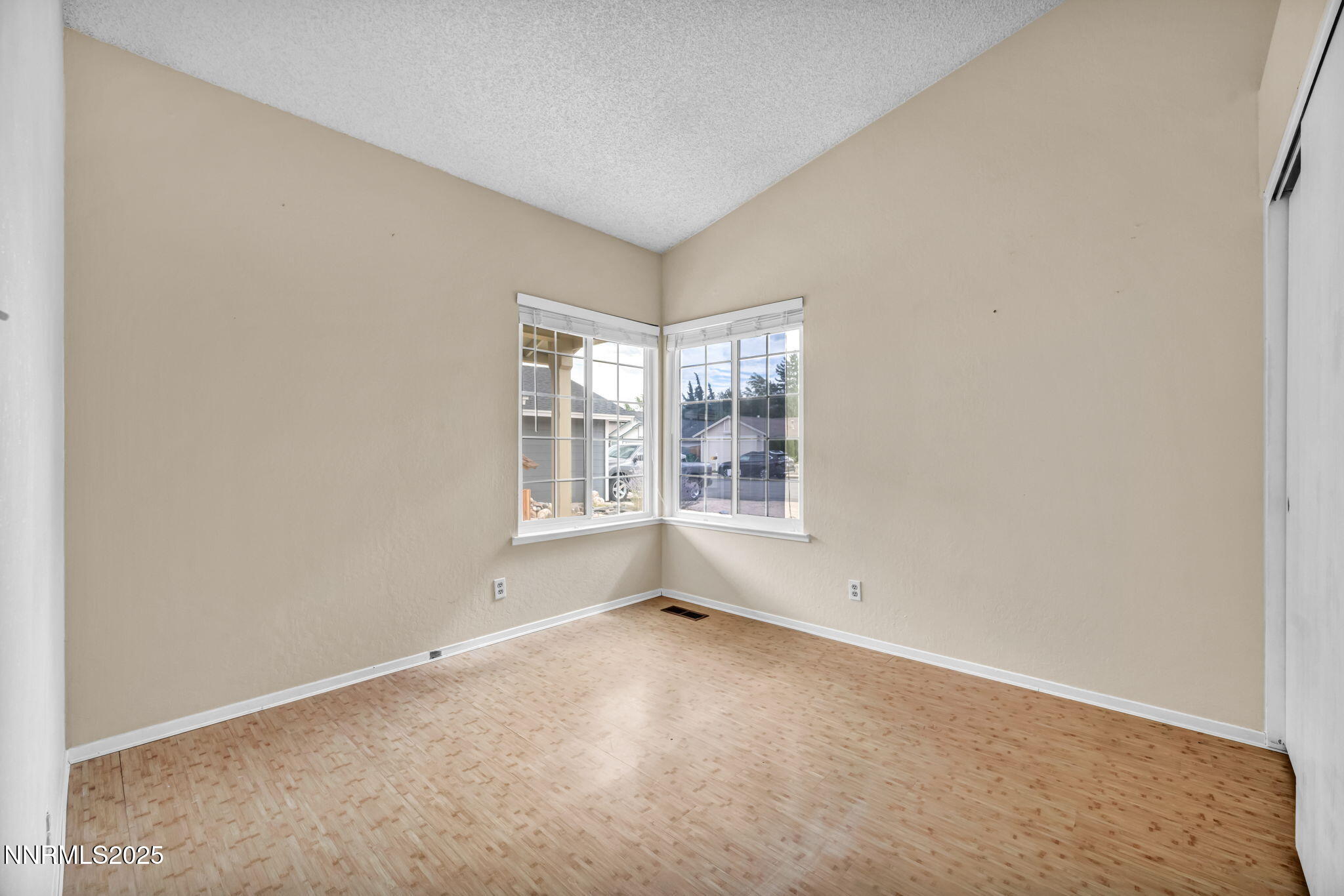 6087 White Water Way Reno, NV 89523 - Photo 22 of 27 40-web-or-mls-6087-white-water-way