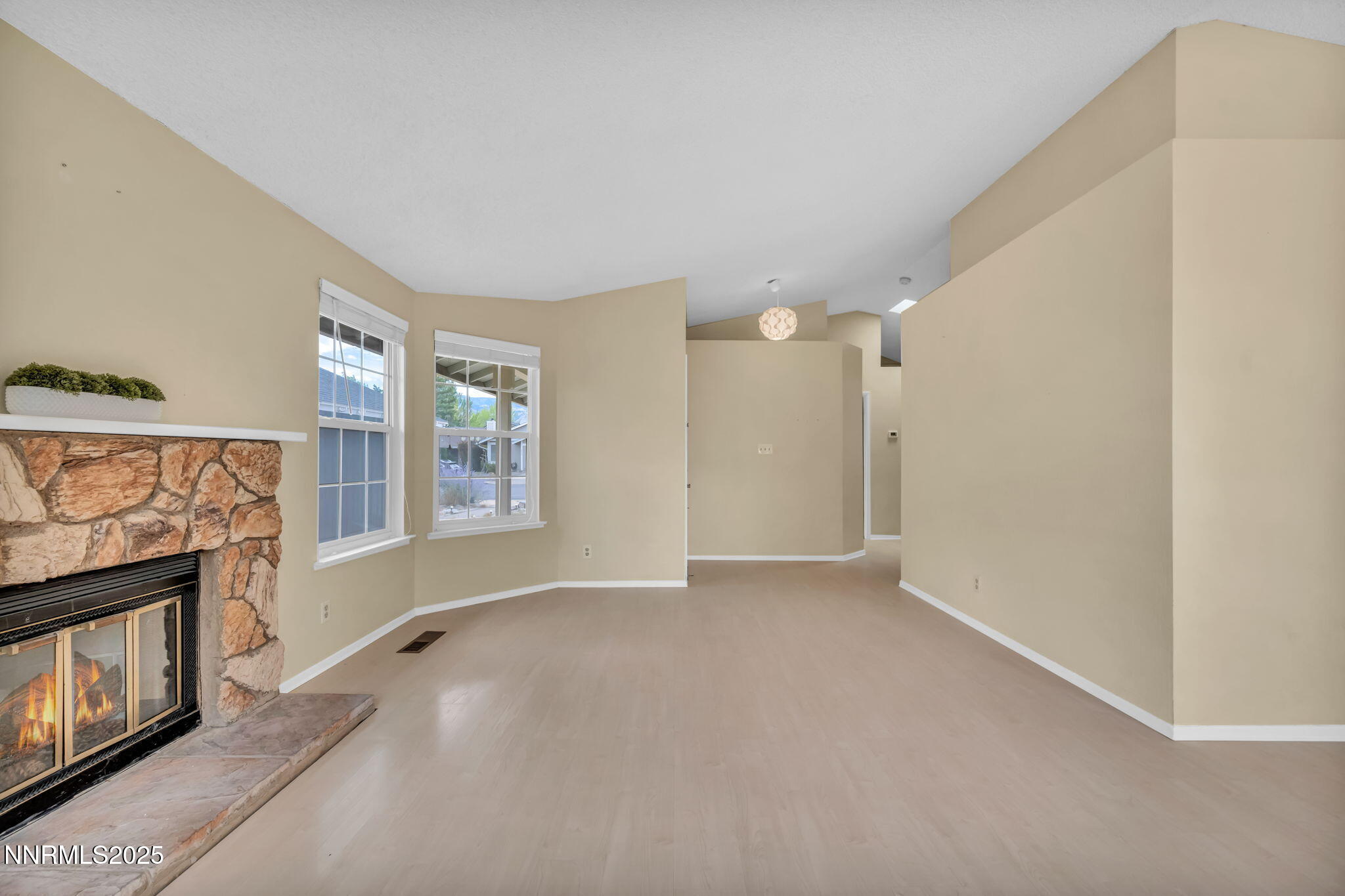 6087 White Water Way Reno, NV 89523 - Photo 10 of 27 32-web-or-mls-6087-white-water-way