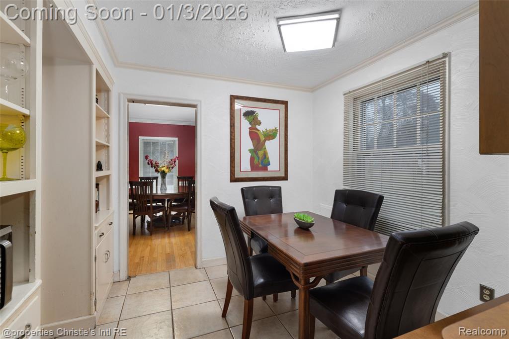 19385 Renfrew Road Detroit, MI 48221 - Photo 13 of 50