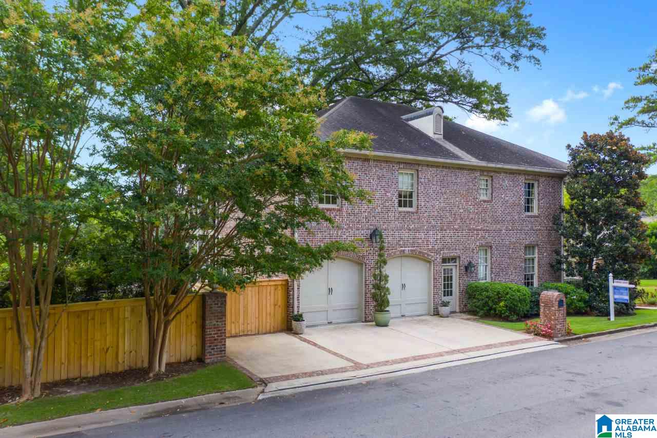 2101 Chestnut Road Vestavia Hills, AL 35216 - Photo 4 of 48