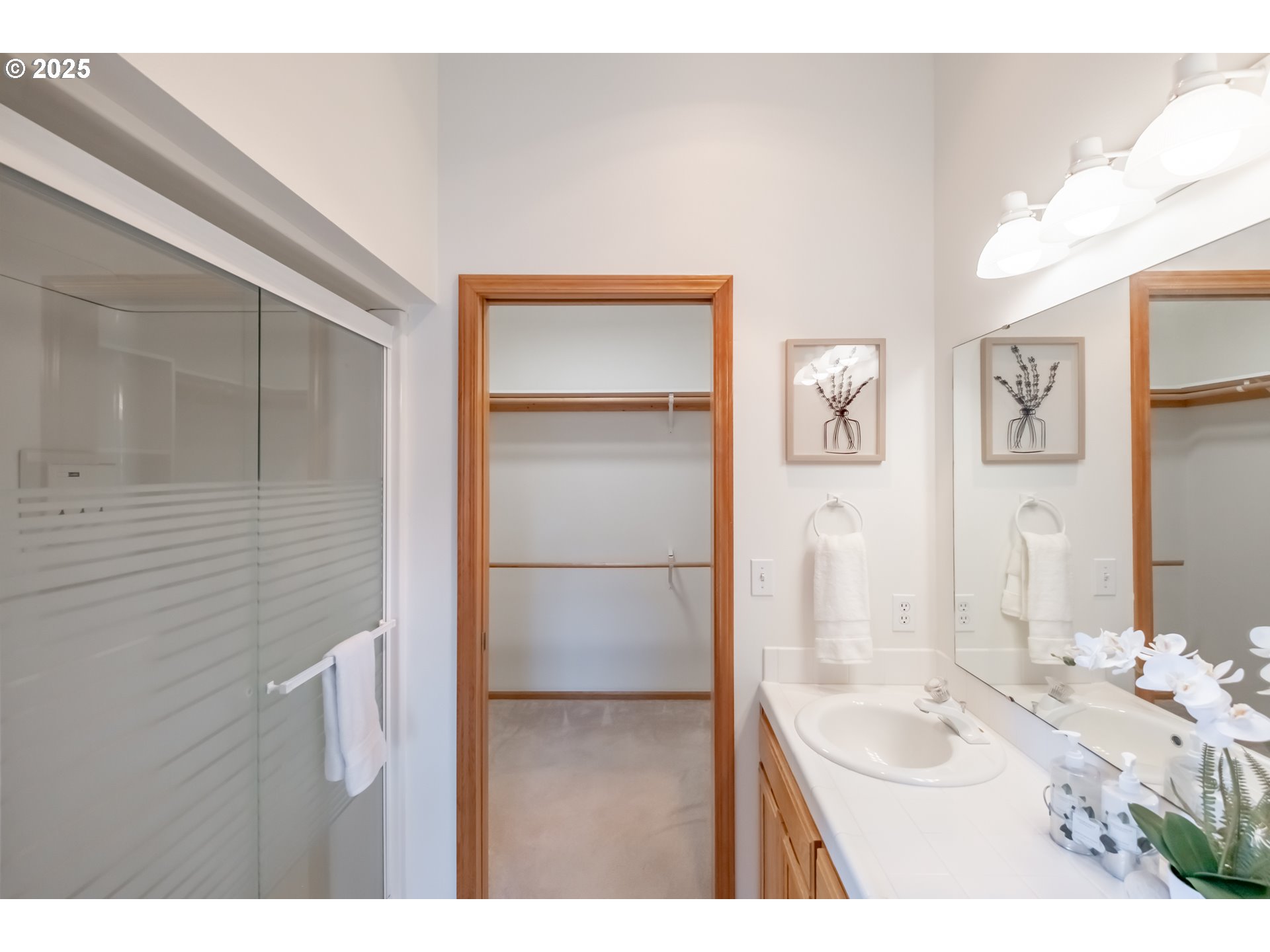 2009 Chase Loop Southwest Albany, OR 97321 - Photo 33 of 48 a bathroom with a sink a toilet and shower